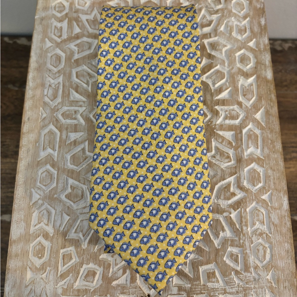 TH | Tommy Hilfiger 100% Silk Fish Neck Tie - Picture 10 of 10